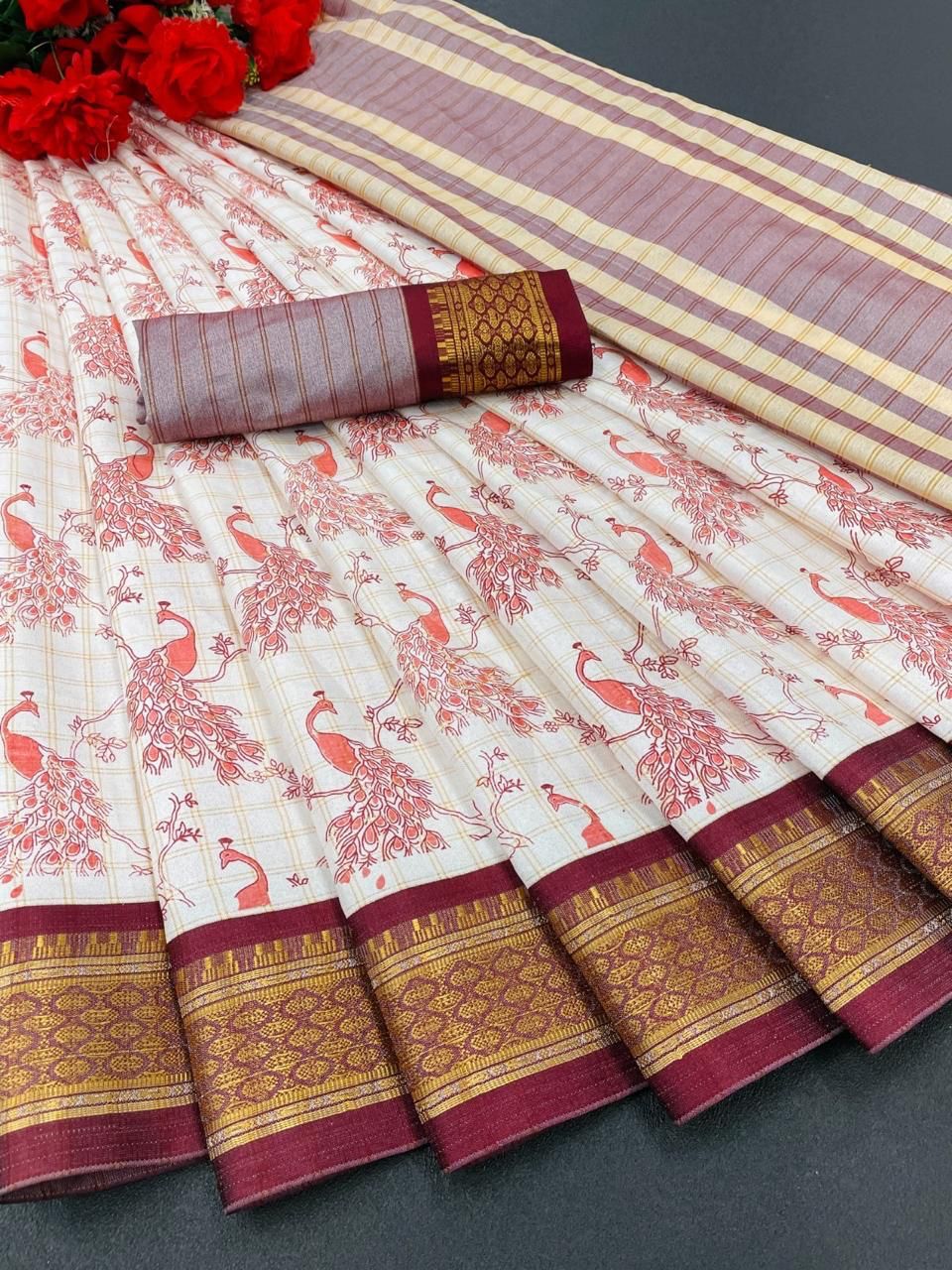 SAREE