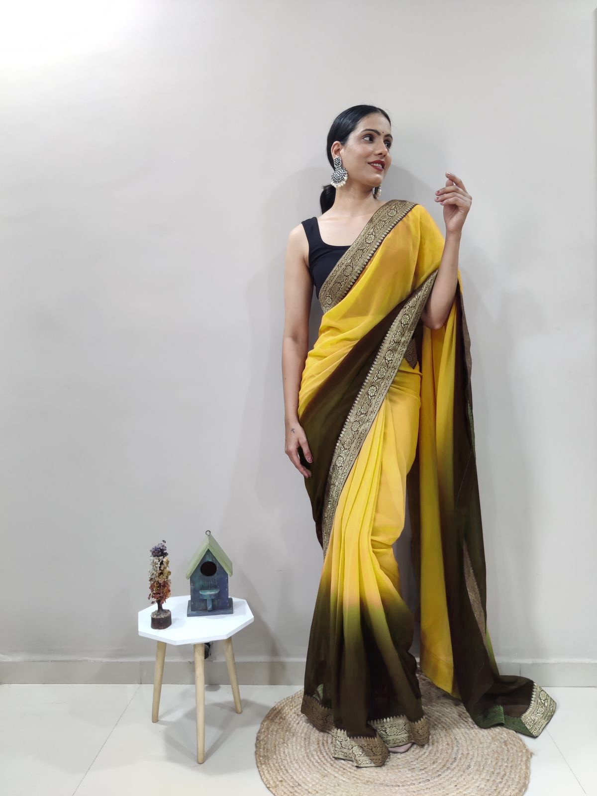 READY-TO-WEAR SAREE