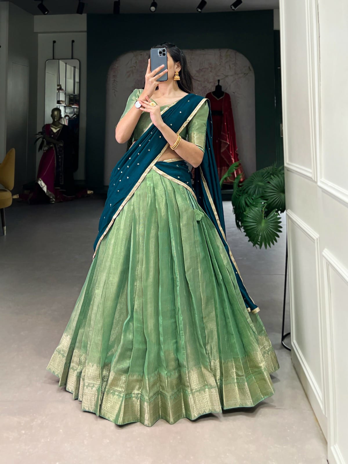 LEHENGA CHOLI