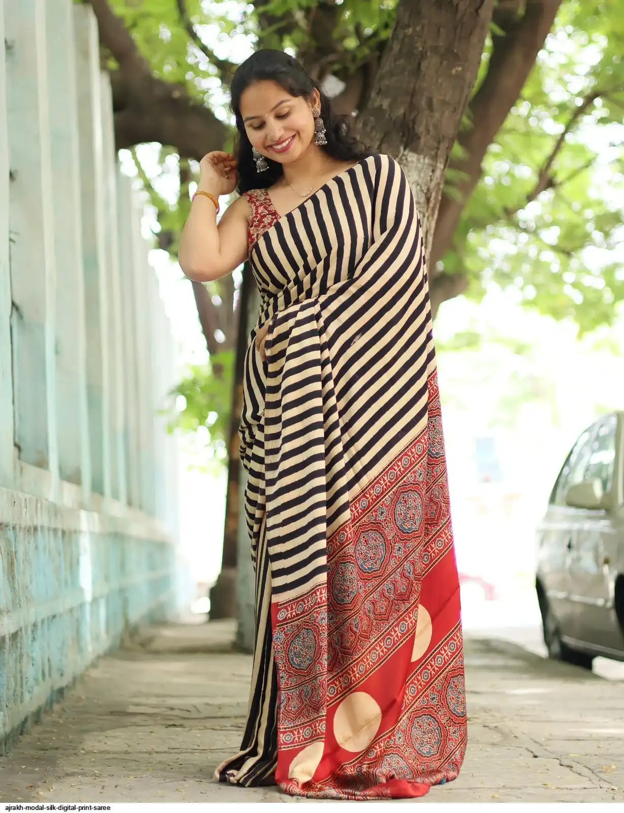 SAREE